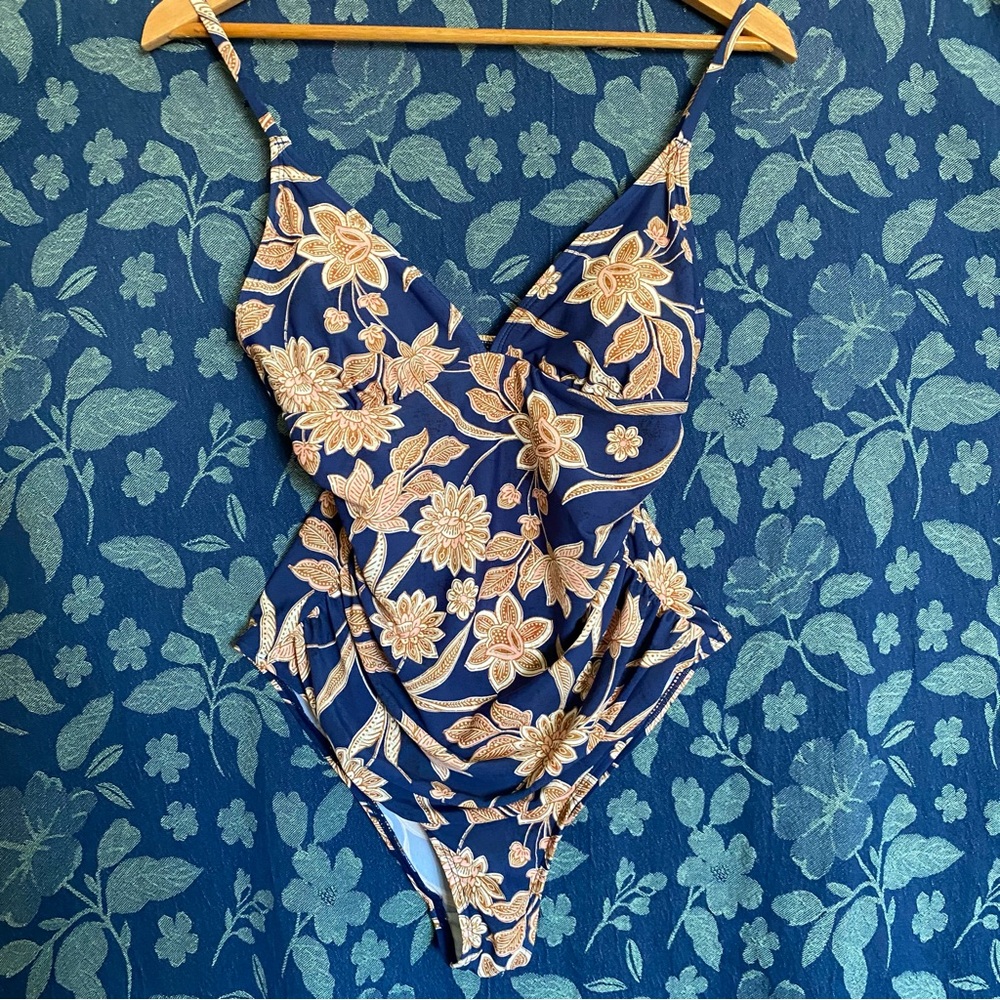 Cupshe Blue and Gold Floral One Piece Swimsuit